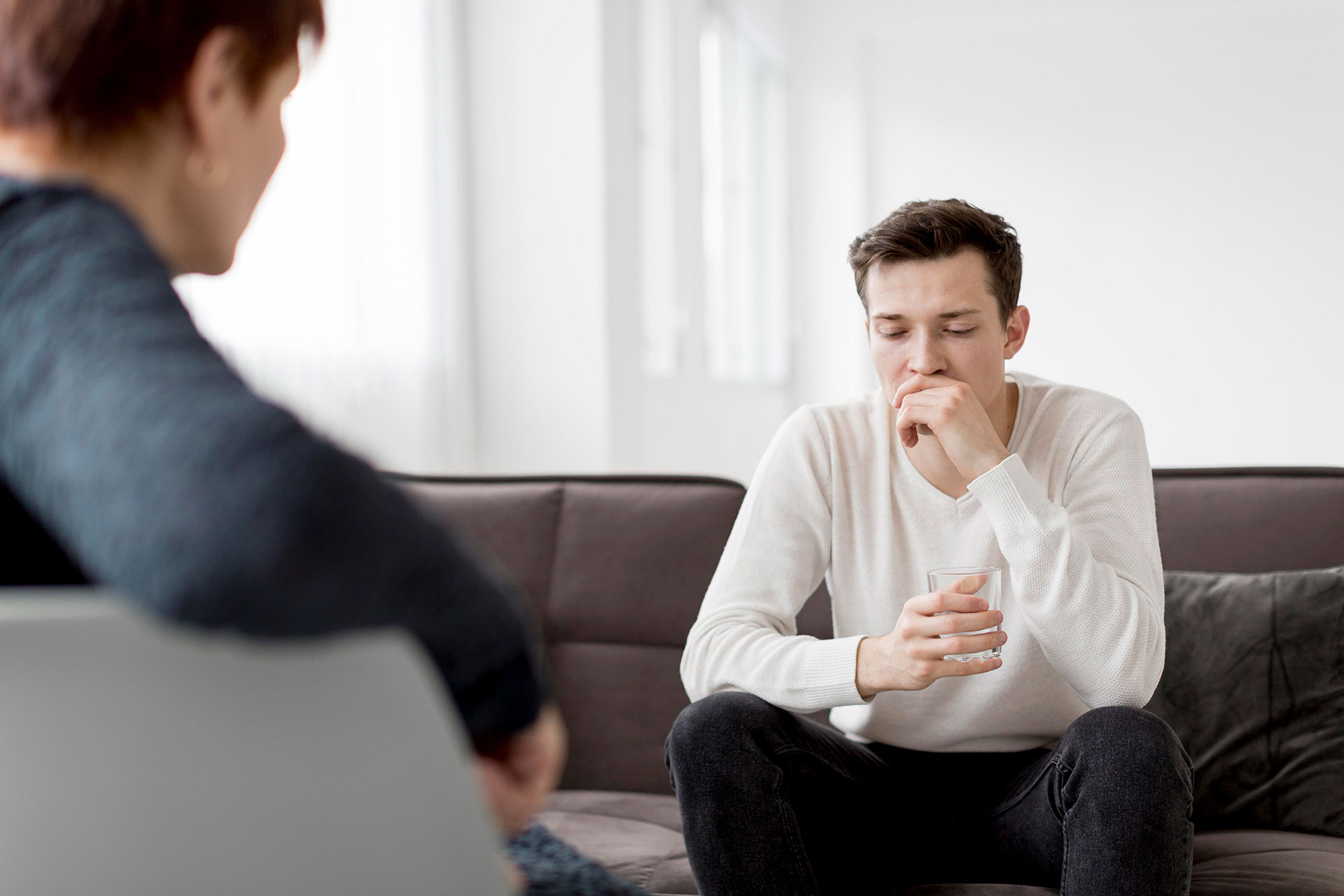 zamini psychotherapy couple therapy refugee trauma support individual therapy toronto home 41.jpg